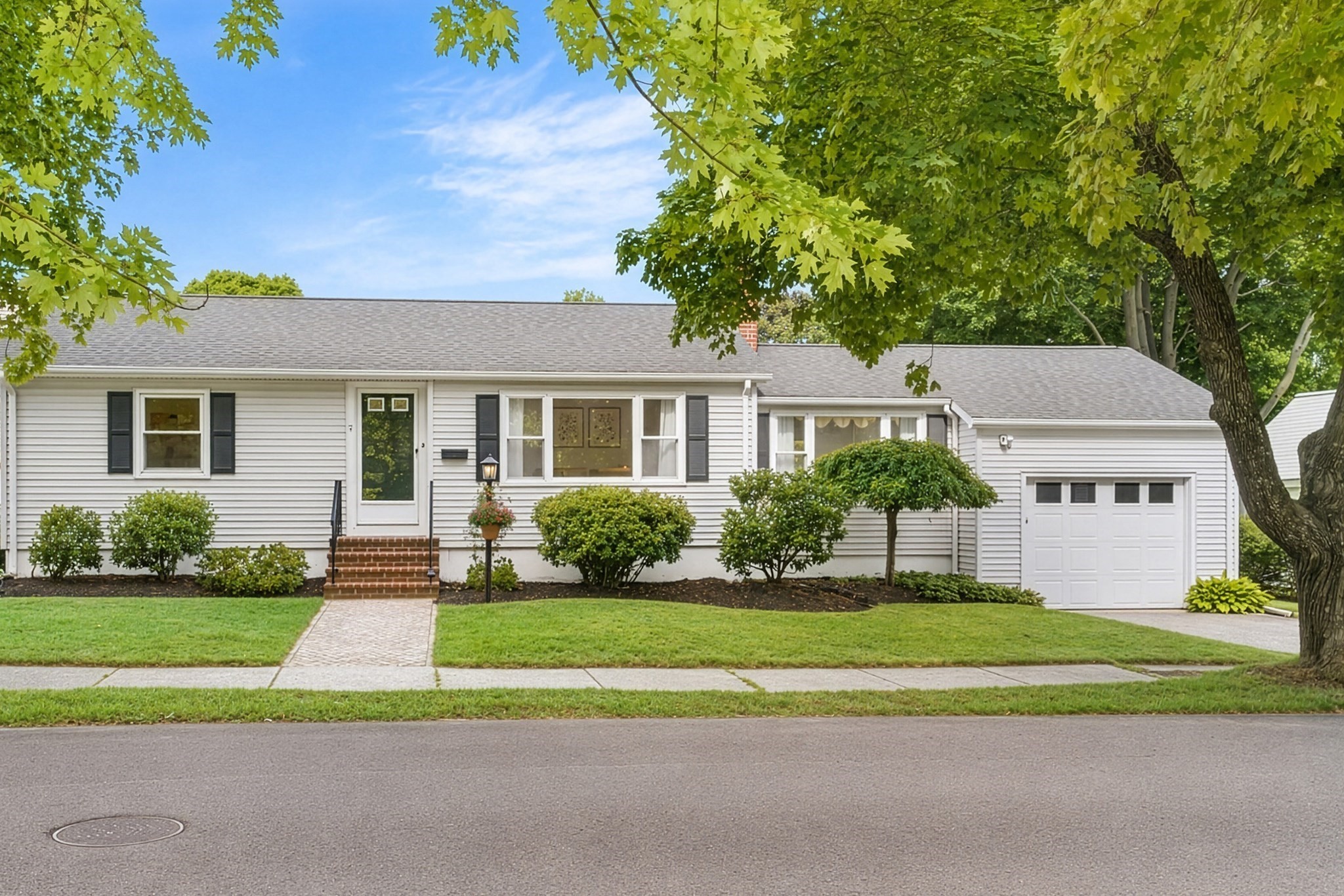 7 Puritan Rd Property Photo 1
