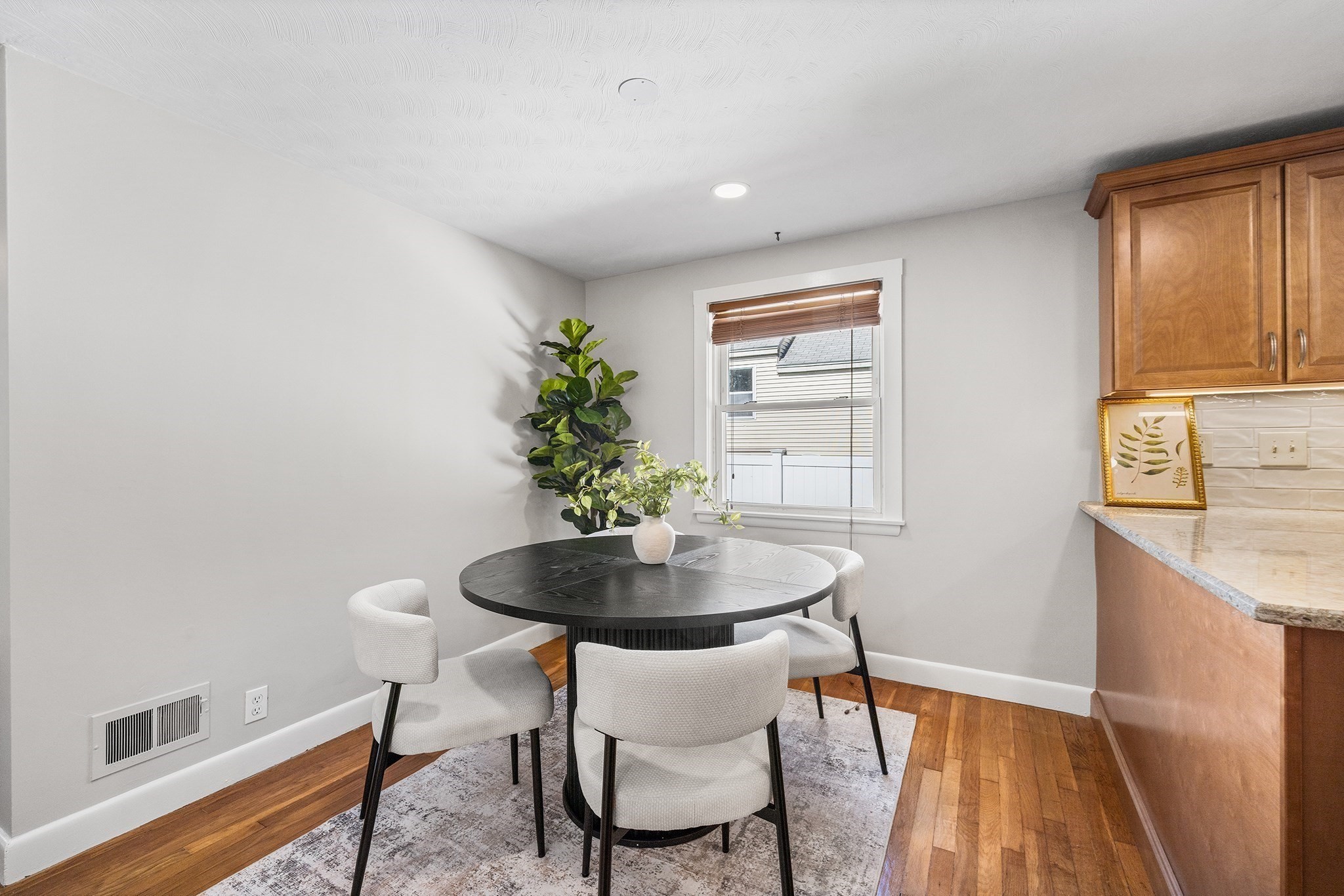 7 Puritan Rd Property Photo 8