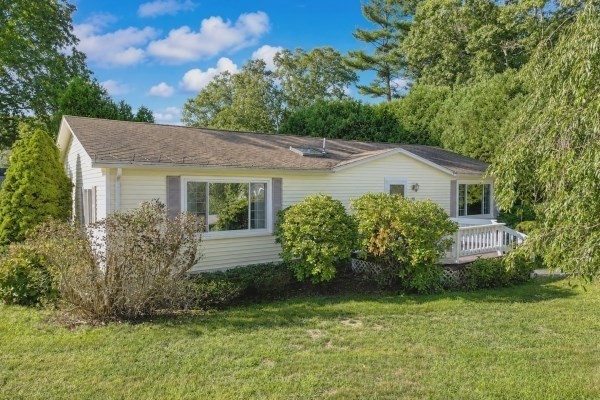 18 Birch St Property Photo 2