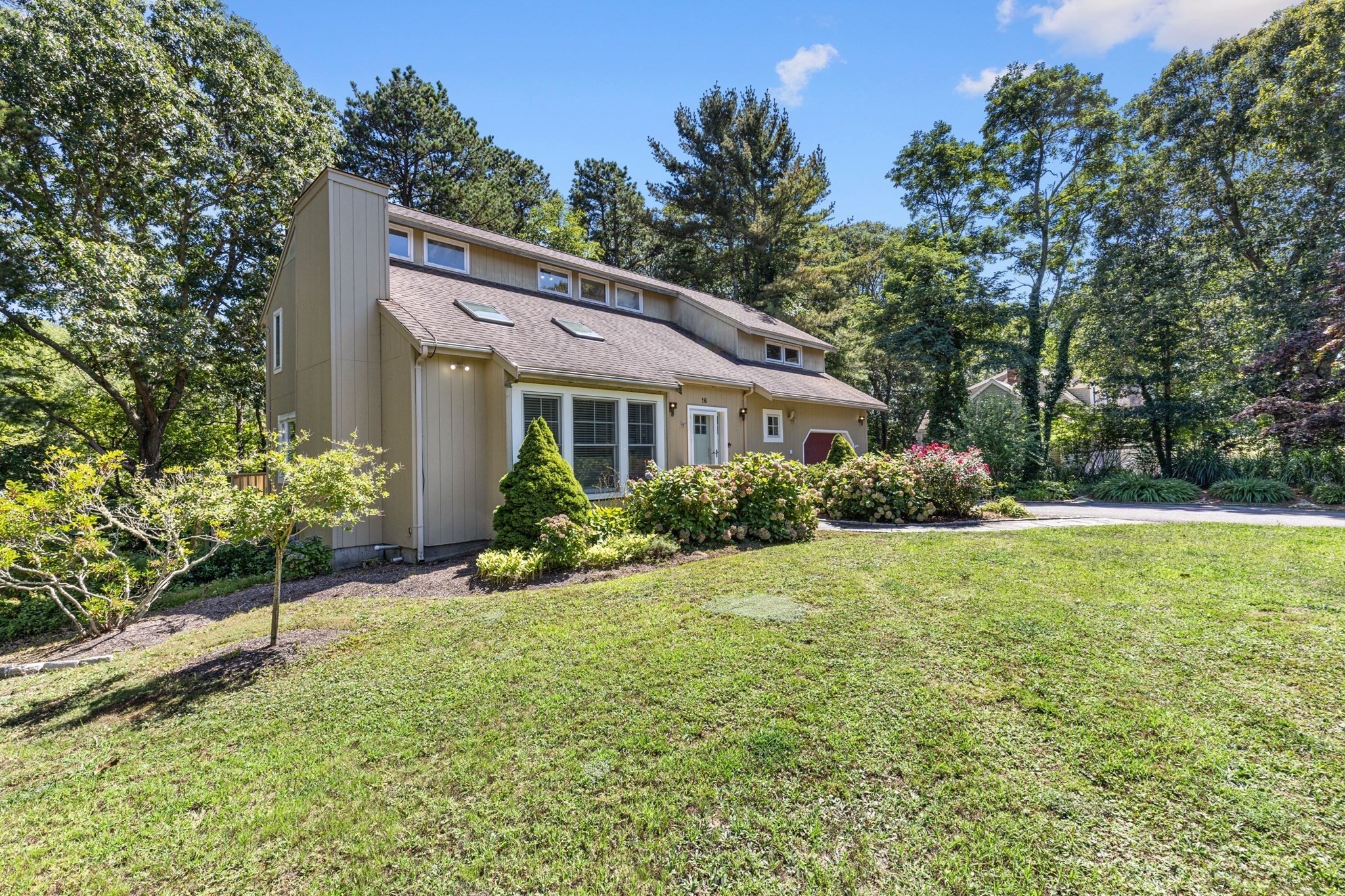 16 Alder Lane Property Photo 3