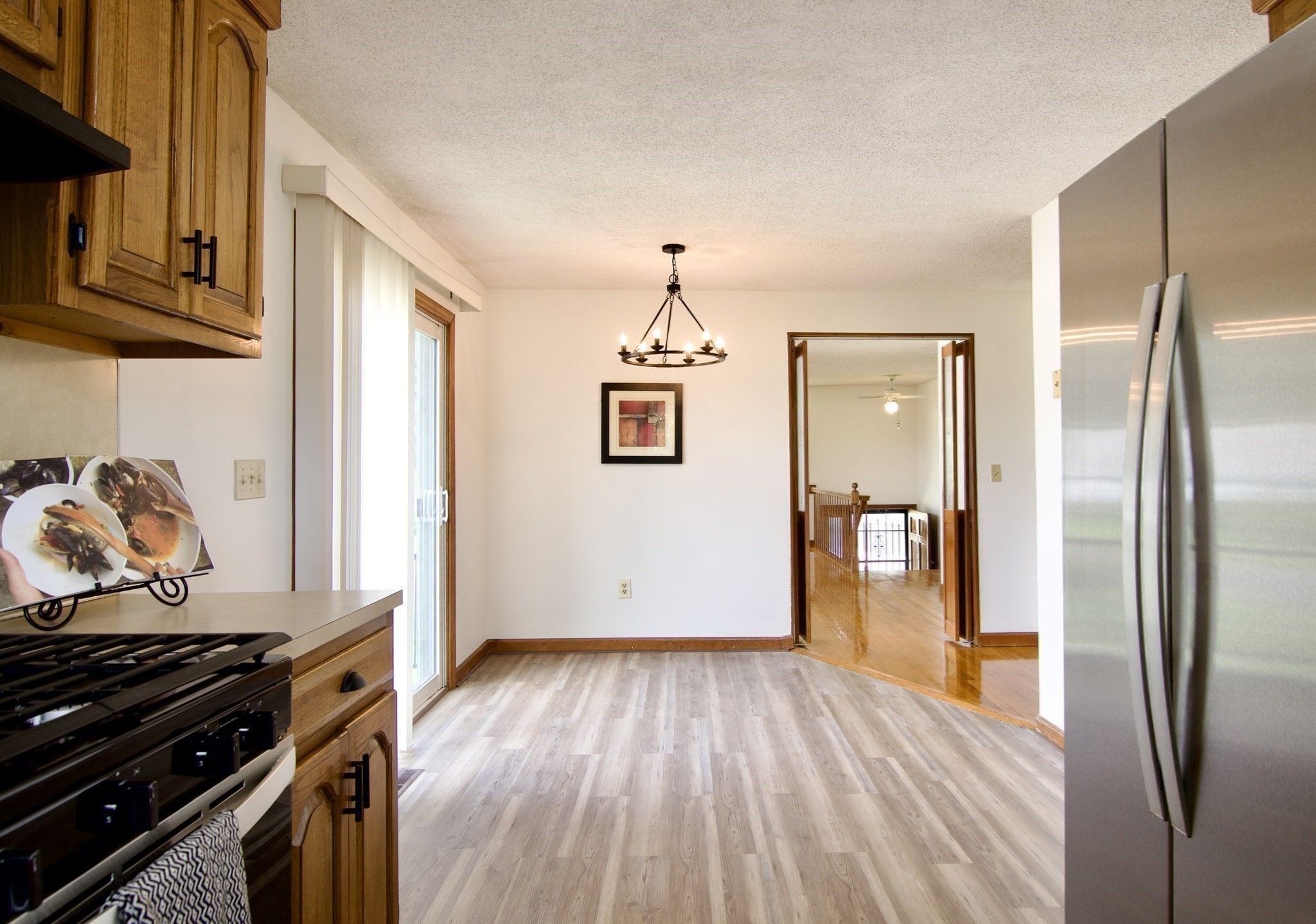 124 Mazarin Property Photo 11