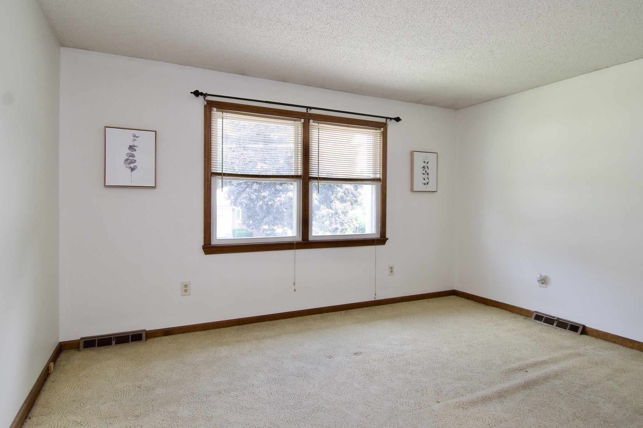 124 Mazarin Property Photo 18