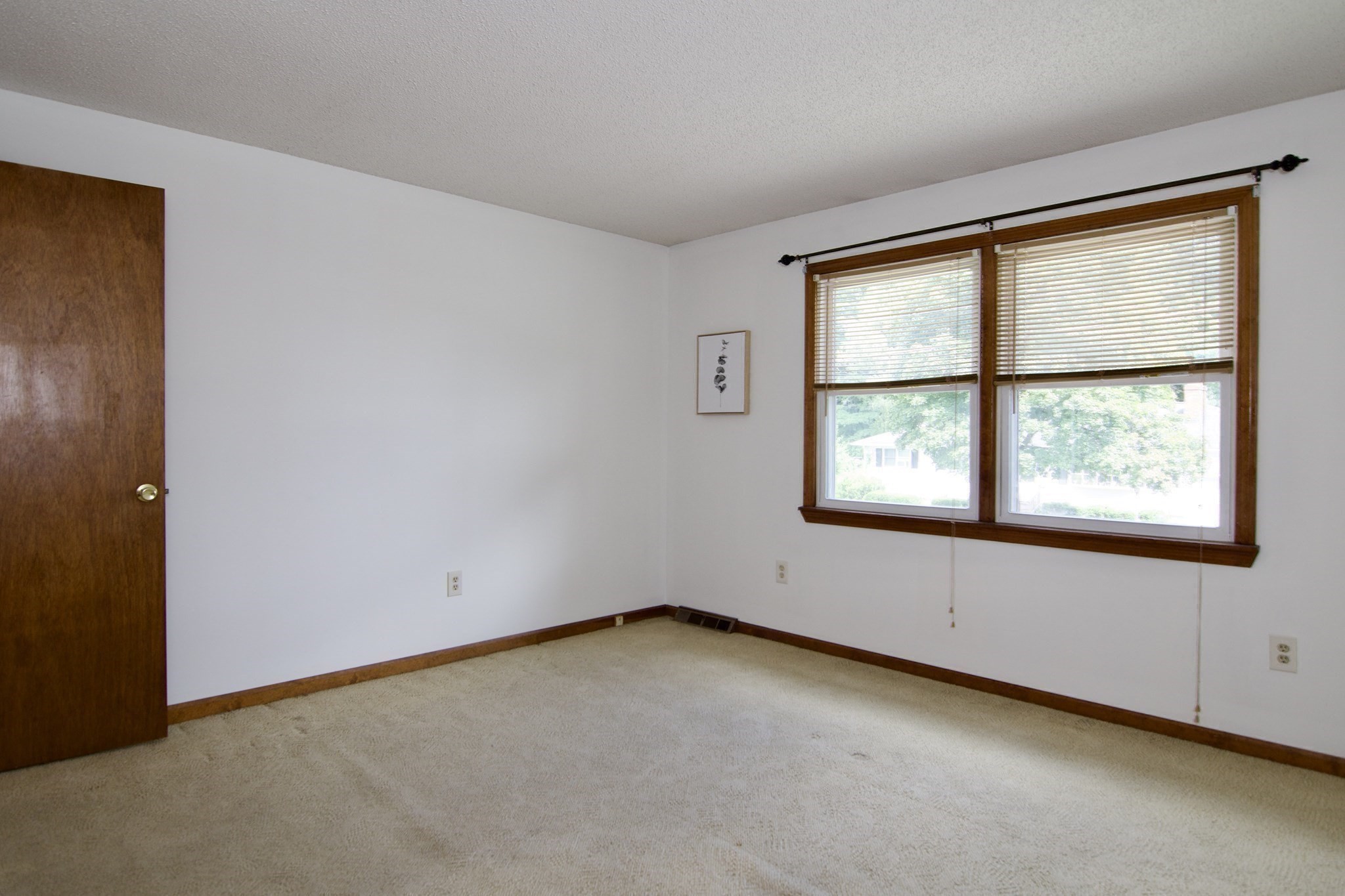 124 Mazarin Property Photo 19