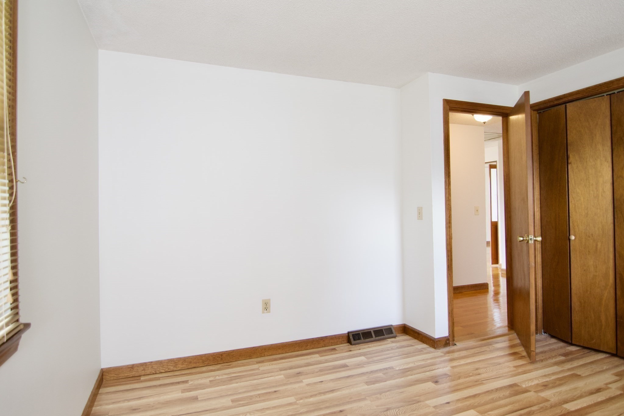 124 Mazarin Property Photo 27