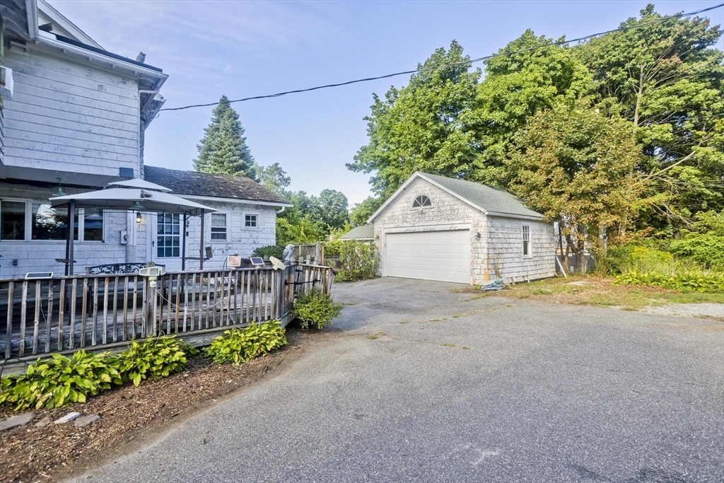 1750 Northampton St. Property Photo 8