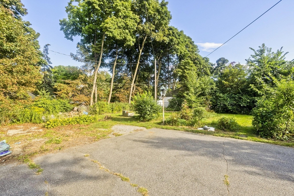 1750 Northampton St. Property Photo 10