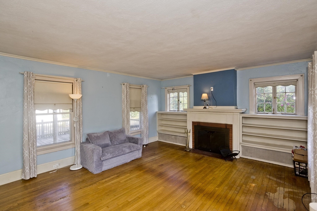1750 Northampton St. Property Photo 14