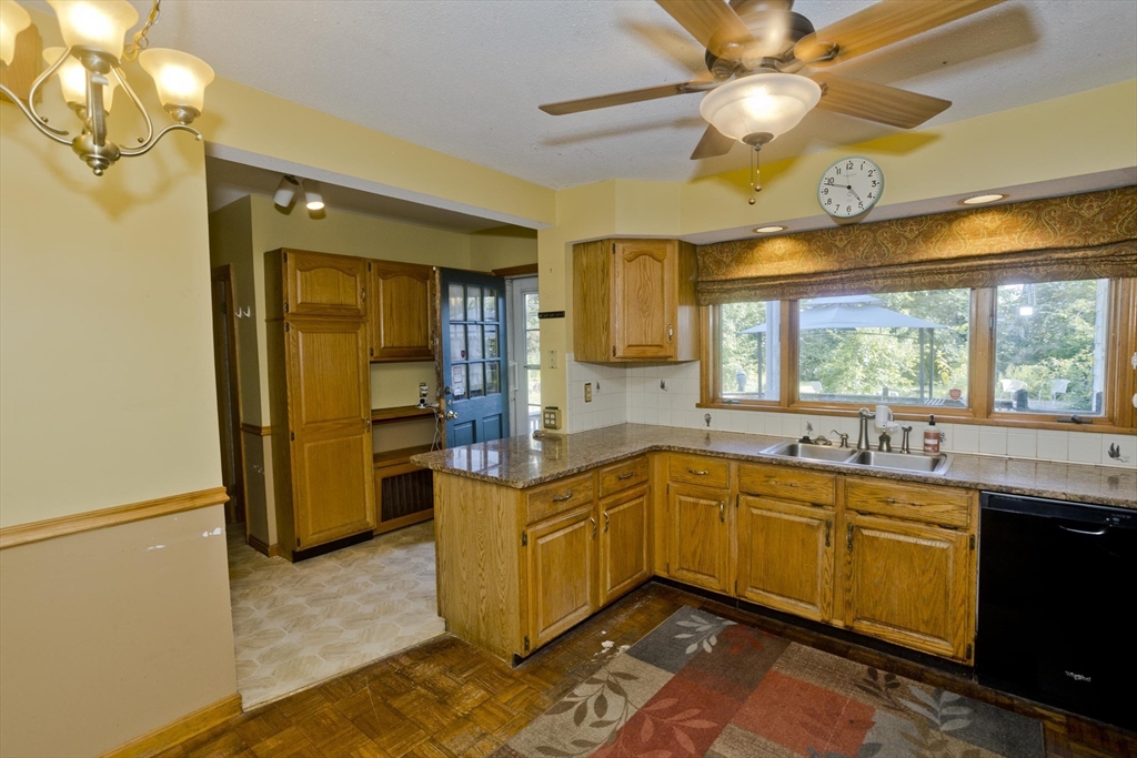 1750 Northampton St. Property Photo 32