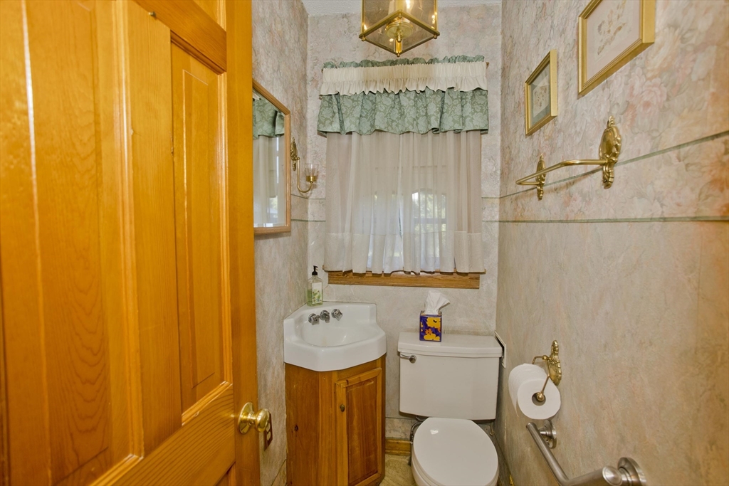 1750 Northampton St. Property Photo 35