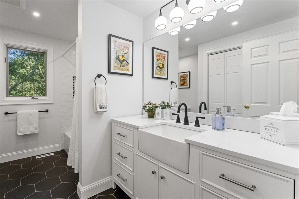 30 Hill And Plain Road Property Photo 21