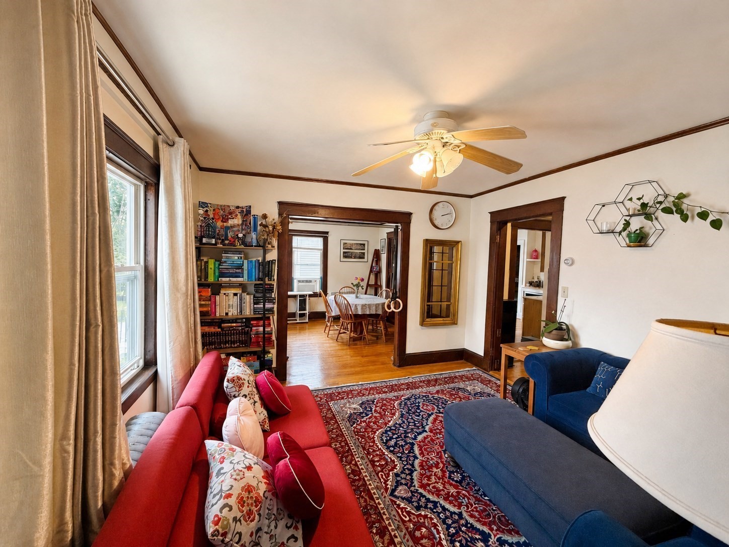 250-252 Robbins St # B Property Photo 3