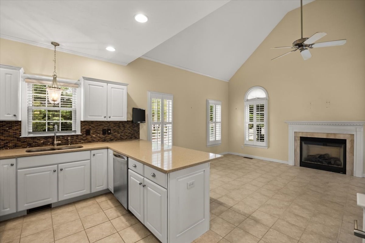 2 Sunflower Drive # 2 Property Photo 16