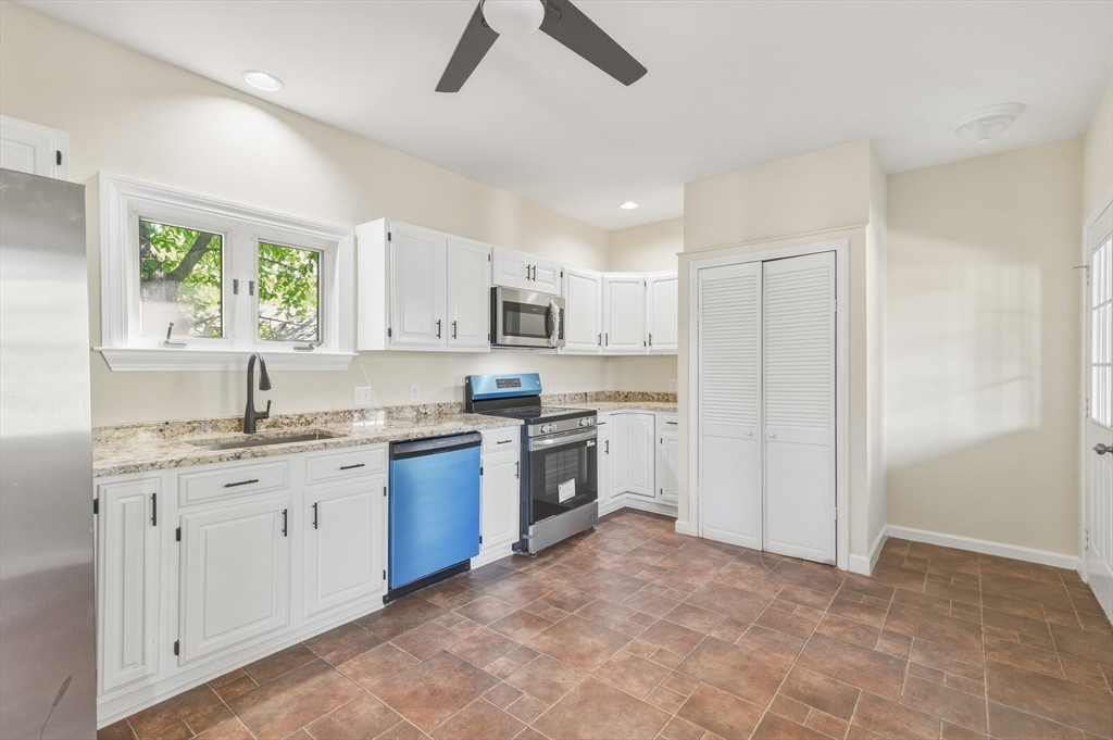 107 E. Water Street Property Photo 4