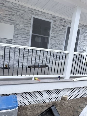 9 Maxwell Property Photo 3