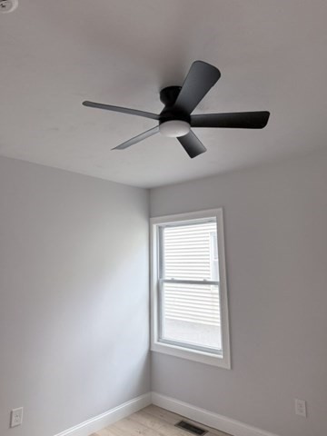 9 Maxwell Property Photo 31