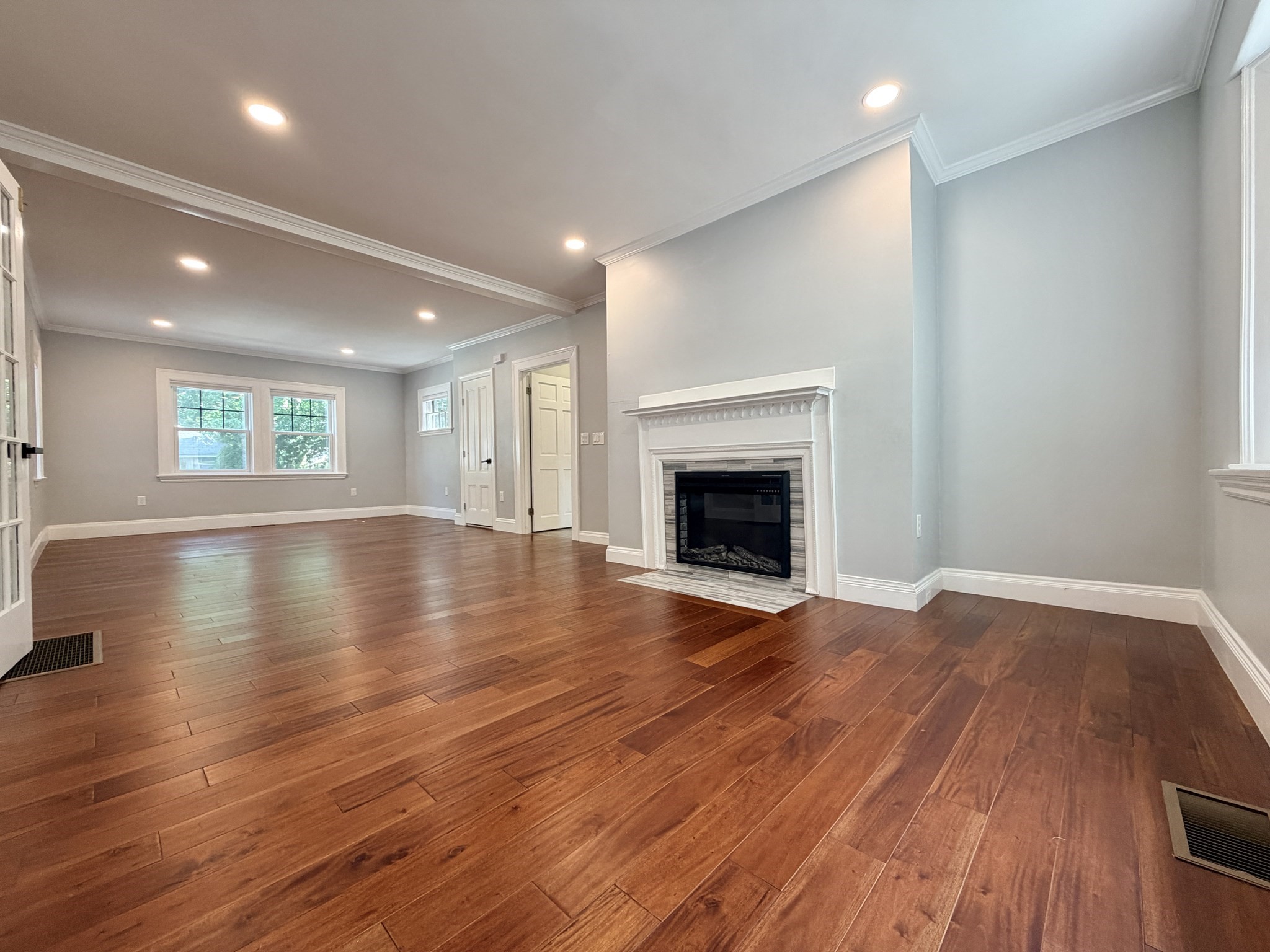 21 Maple Street Property Photo 8