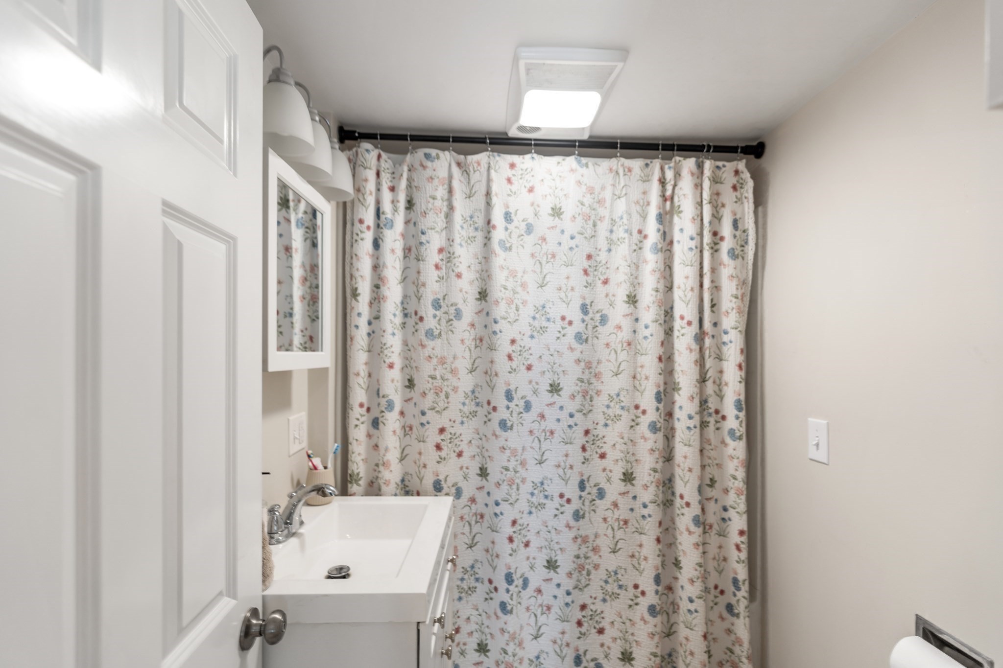33 Park Dr Property Photo 10