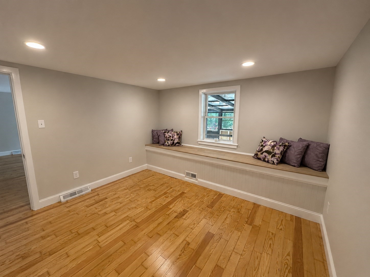 33 Park Dr Property Photo 15