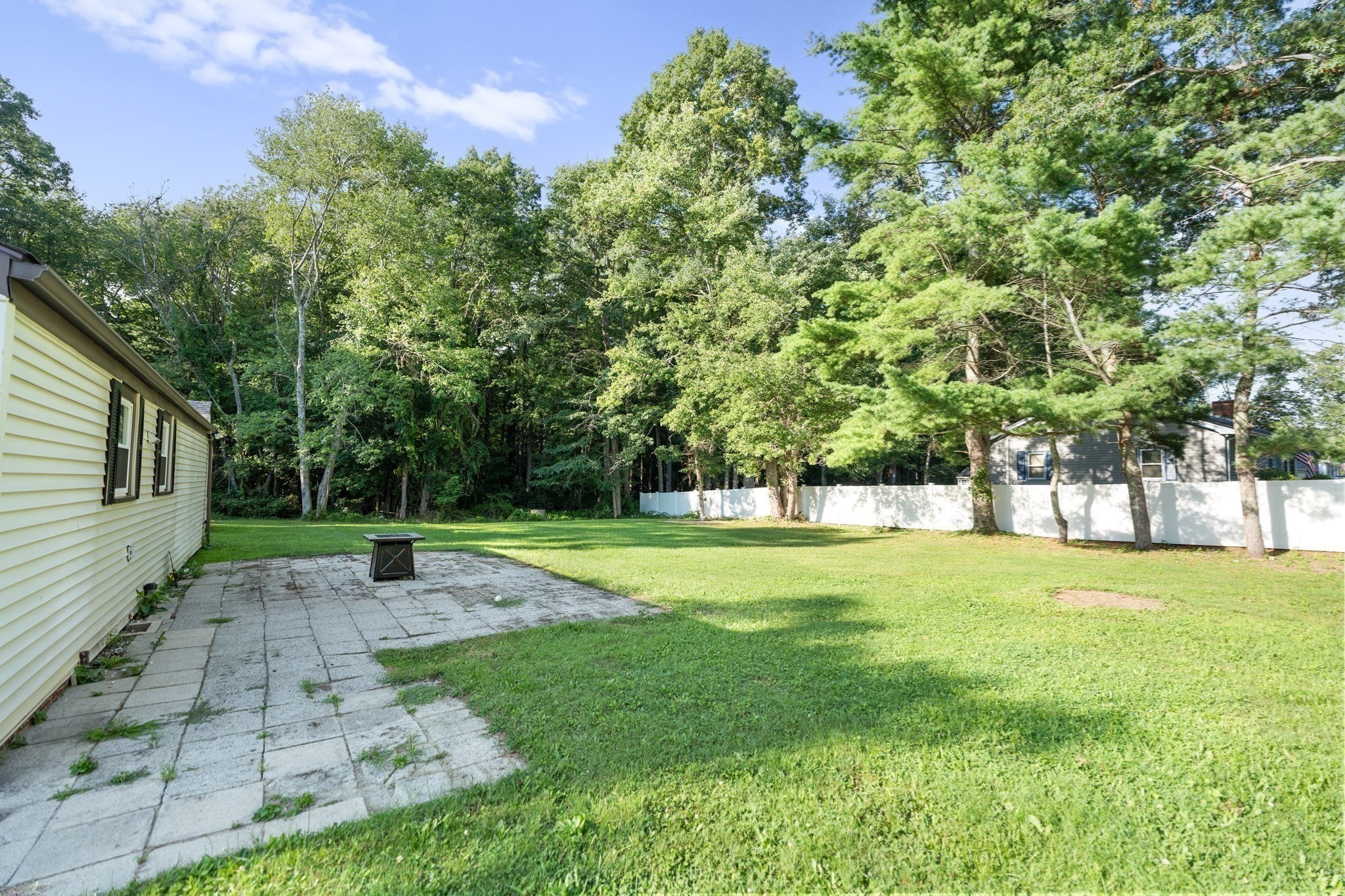 33 Park Dr Property Photo 21