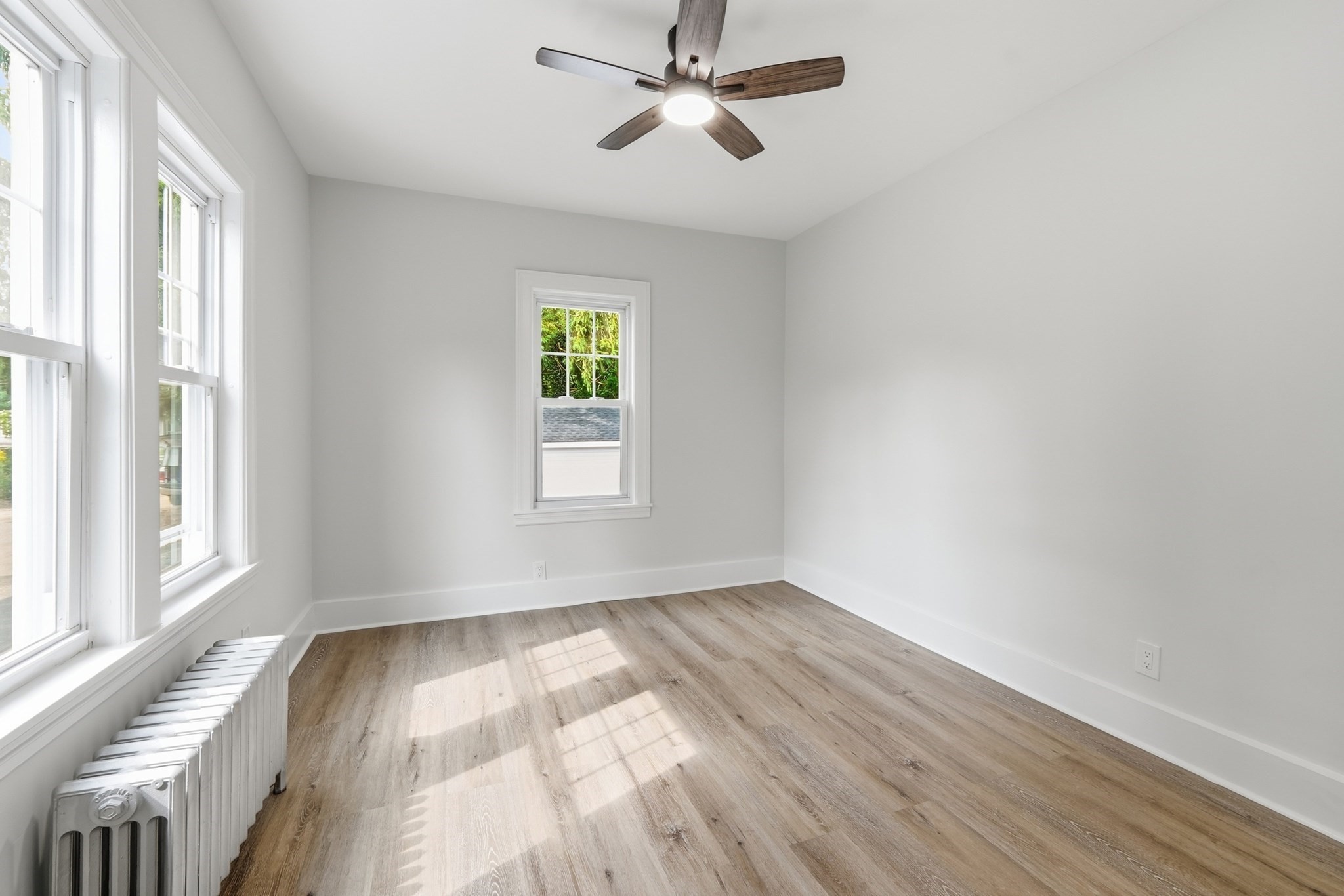 28 Southold Rd Property Photo 19