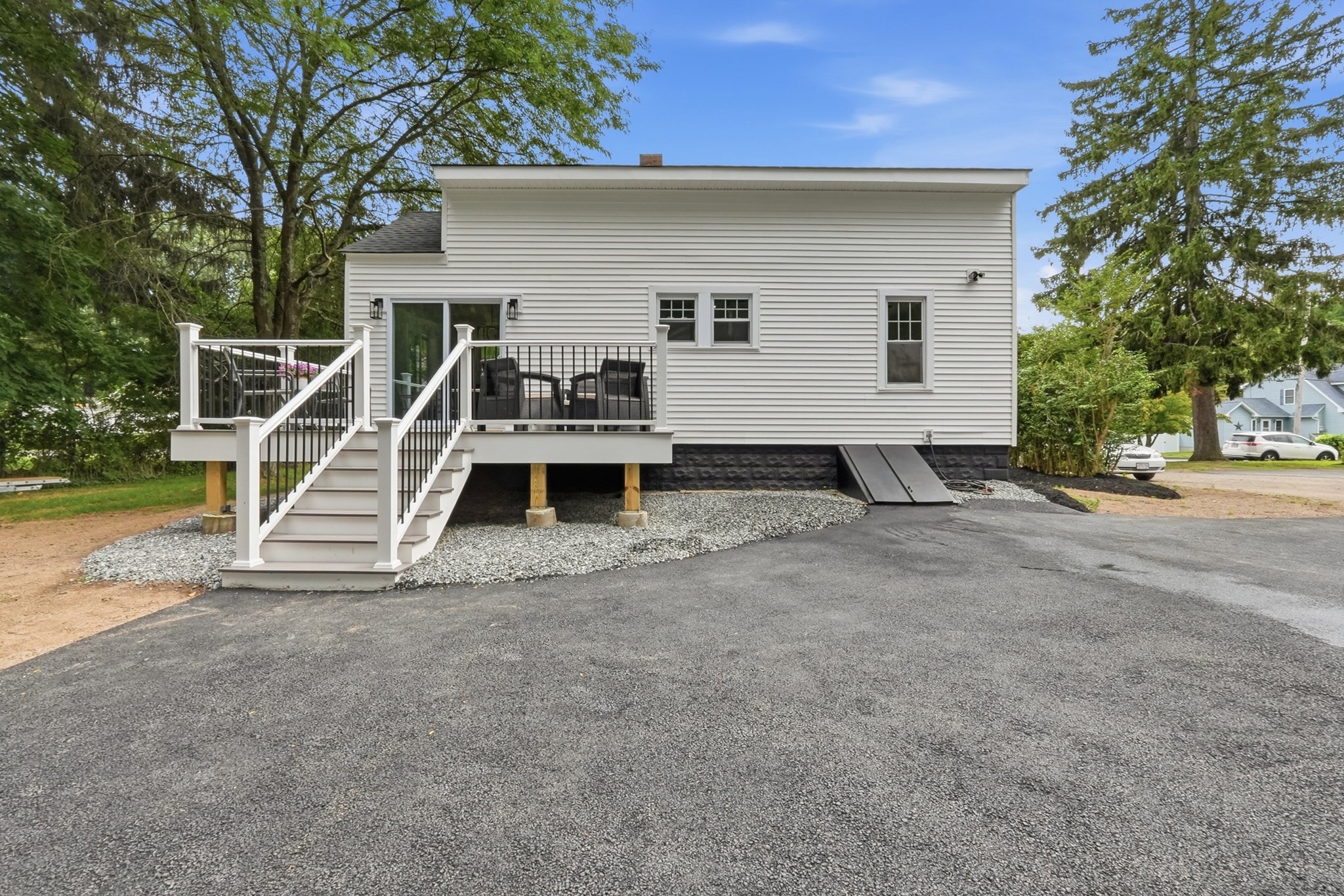 28 Southold Rd Property Photo 35