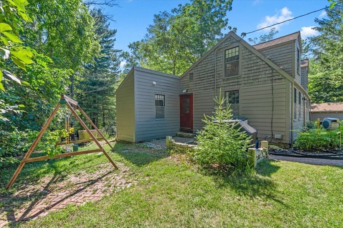 614 Grove Street Property Photo 22