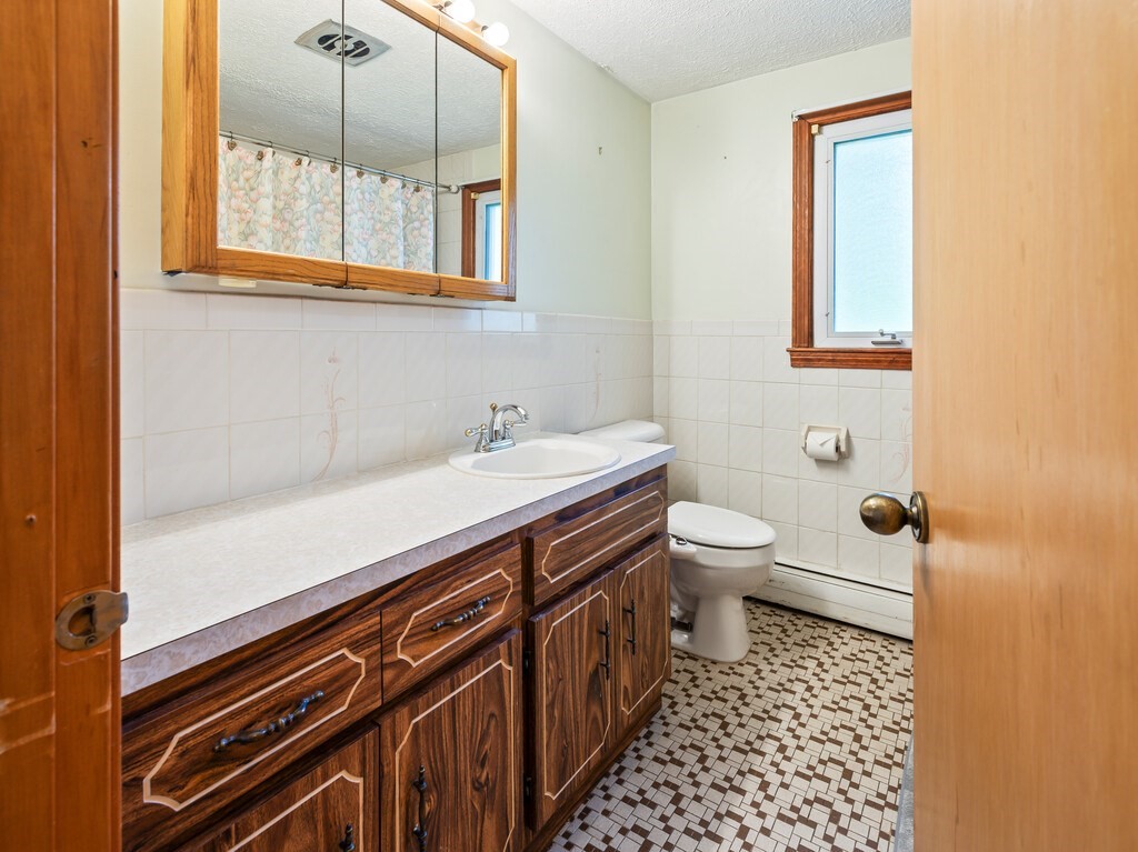 28 Superior Road Property Photo 16