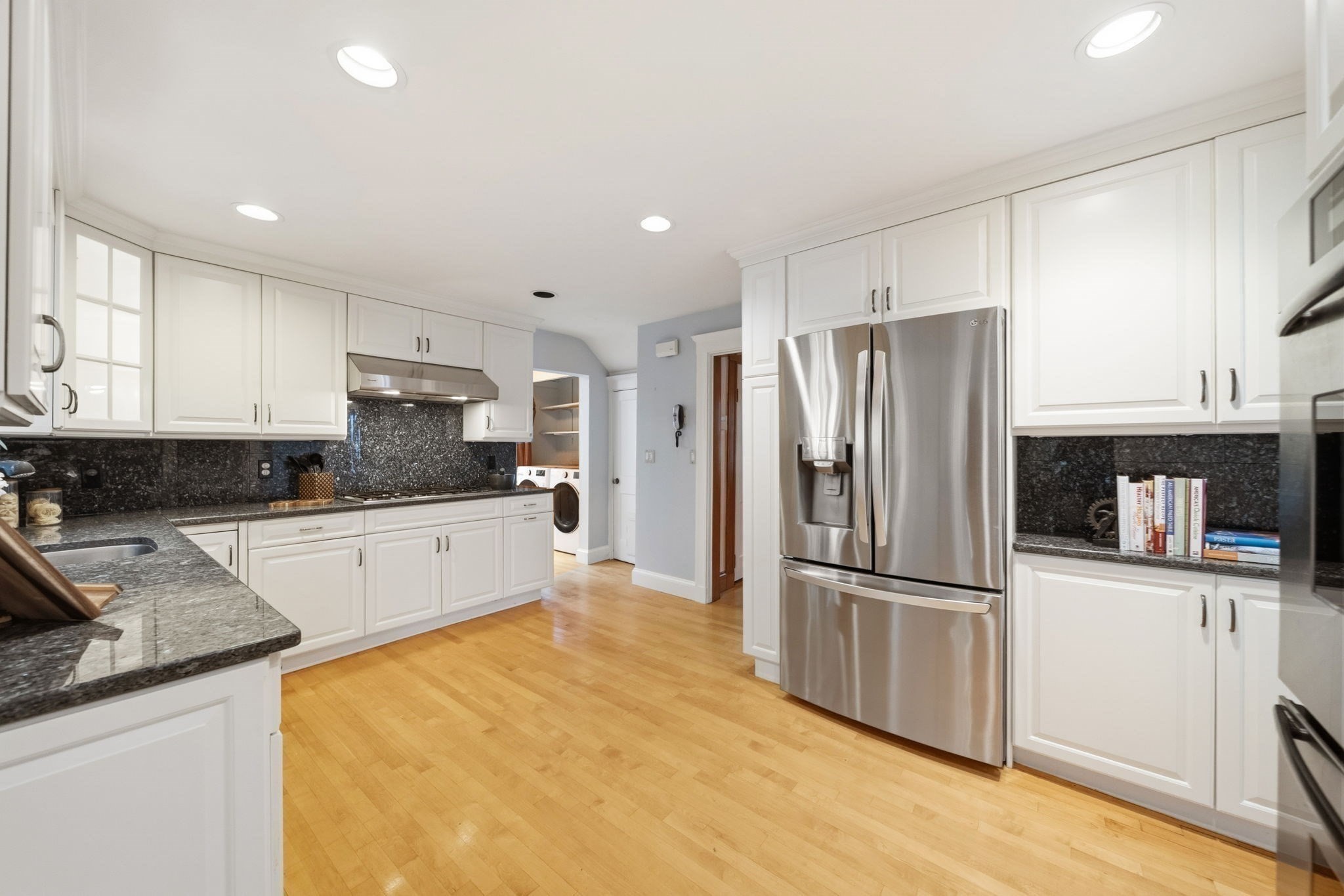 1028 Webster Street Property Photo 6