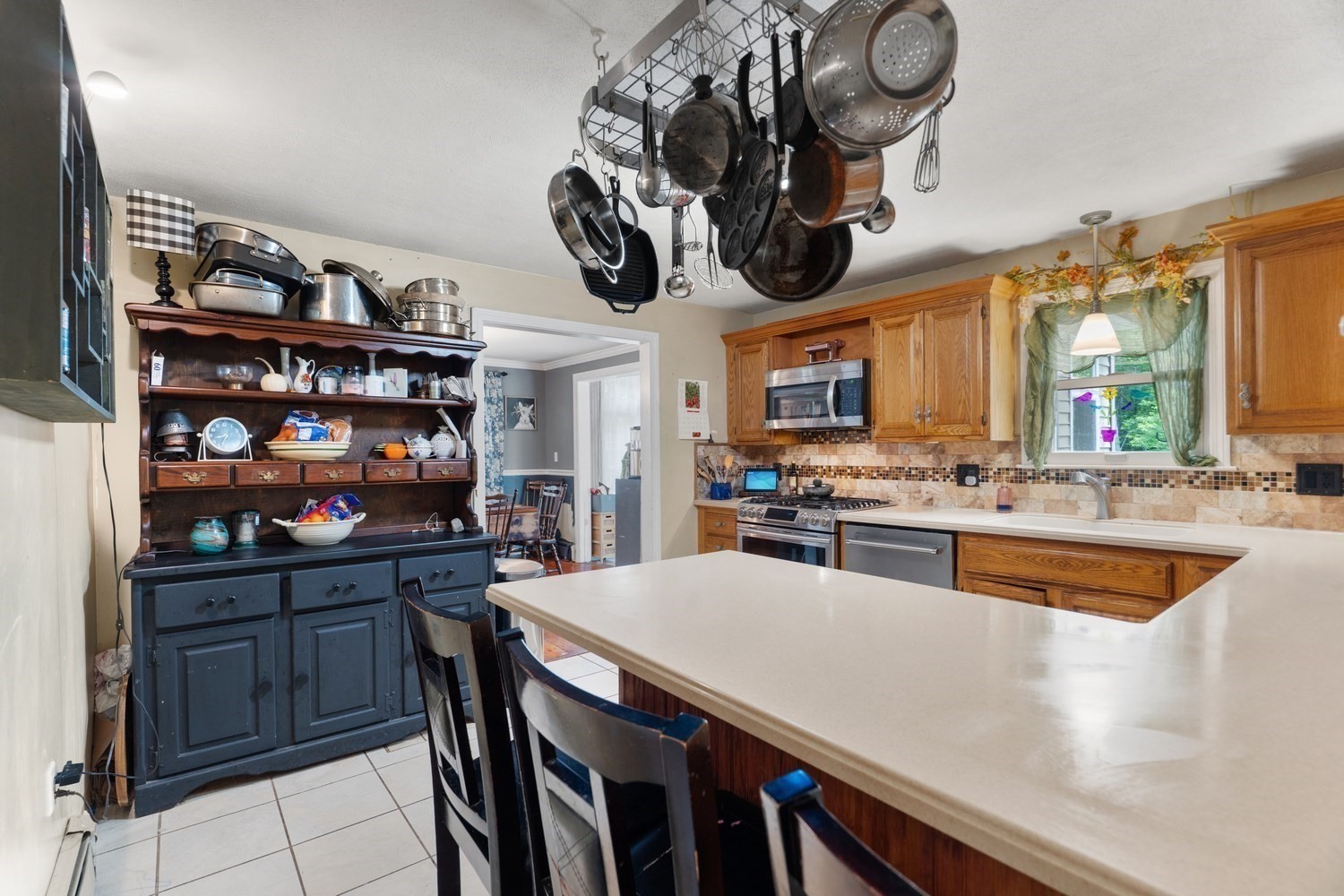 1236 Woonsocket Hill Road Property Photo 10