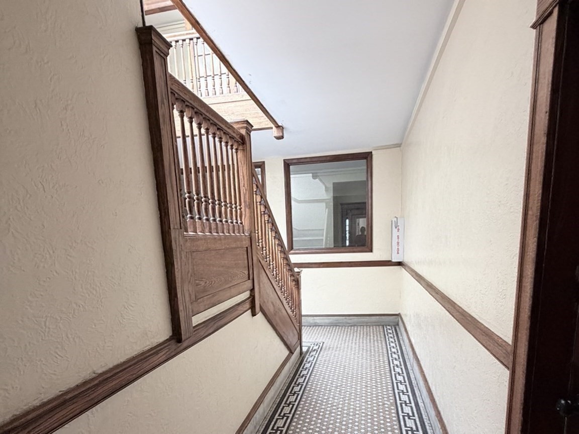 43 Glenville Ave # 8 Property Photo 17