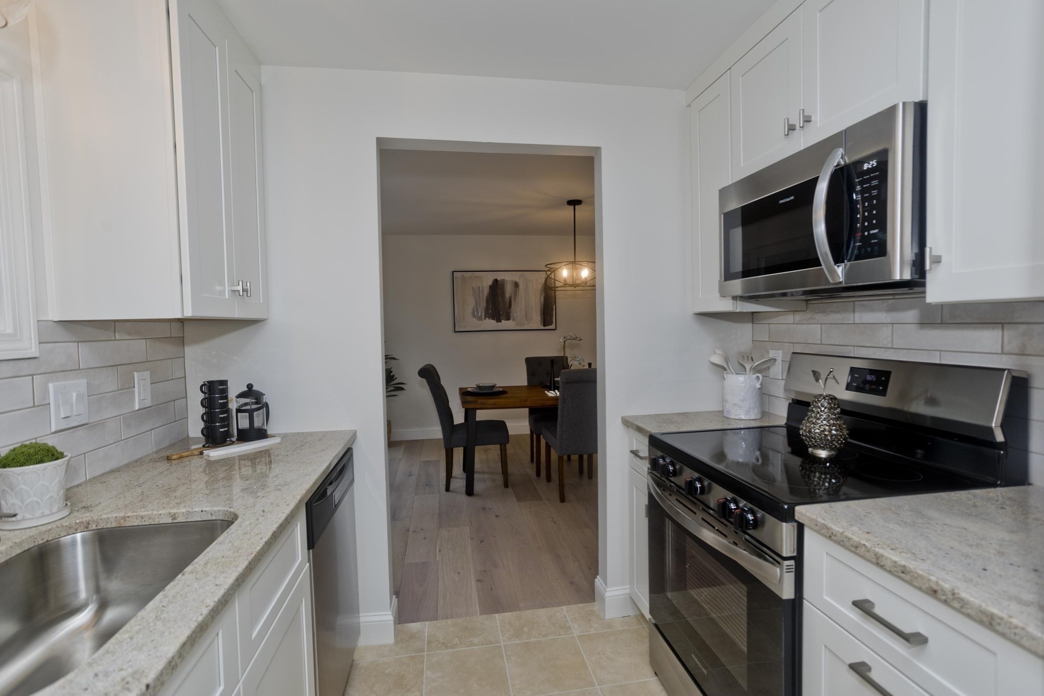 2205 Boston Road # C20 Property Photo 6