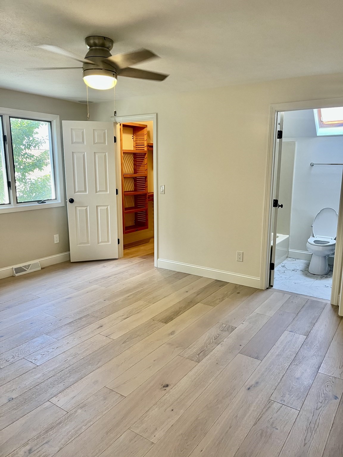 2205 Boston Road # C20 Property Photo 39