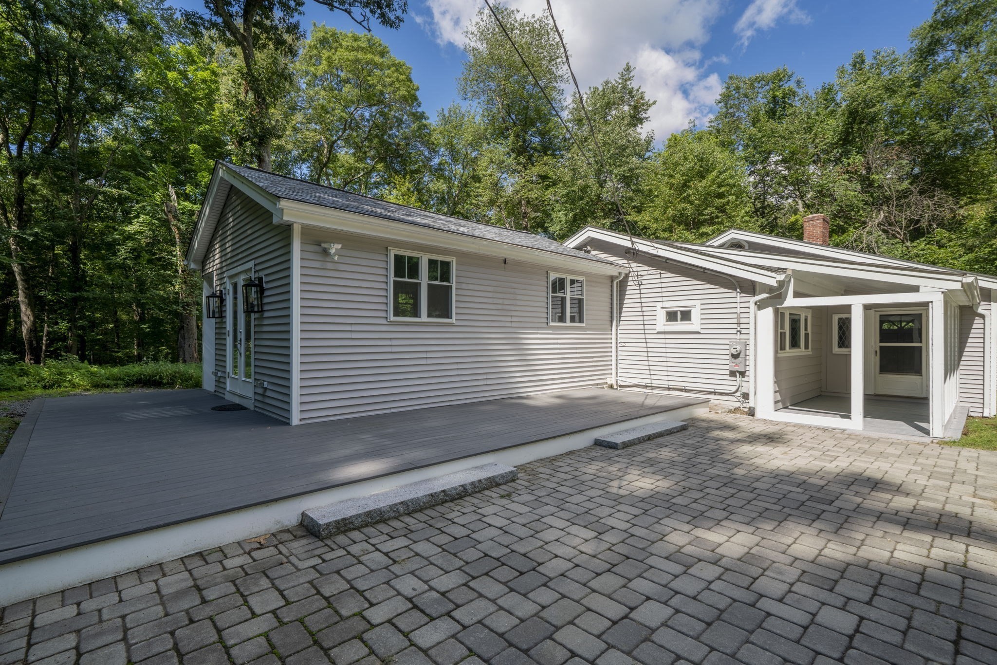 23 Woodbury Rd Property Photo 7