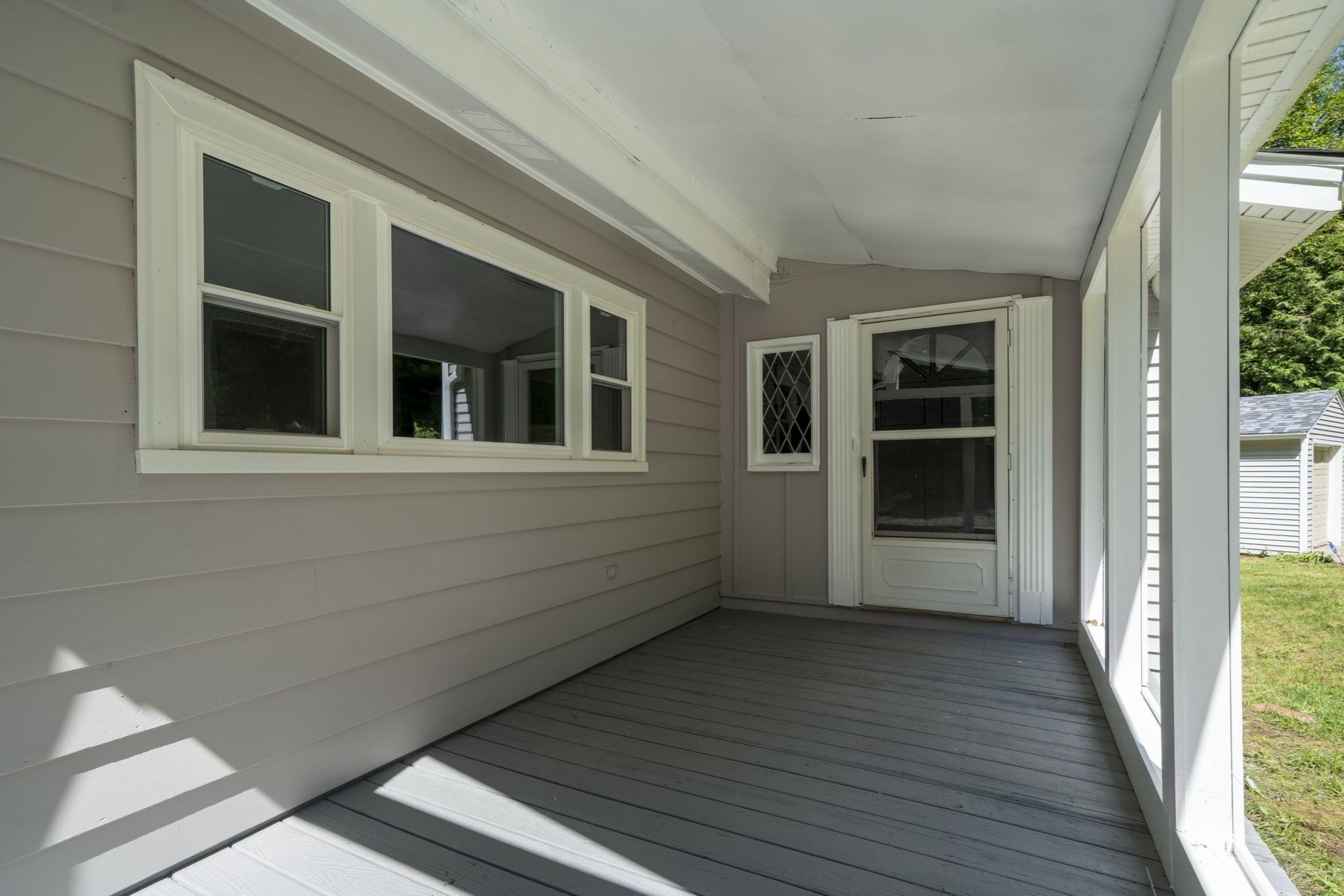 23 Woodbury Rd Property Photo 8