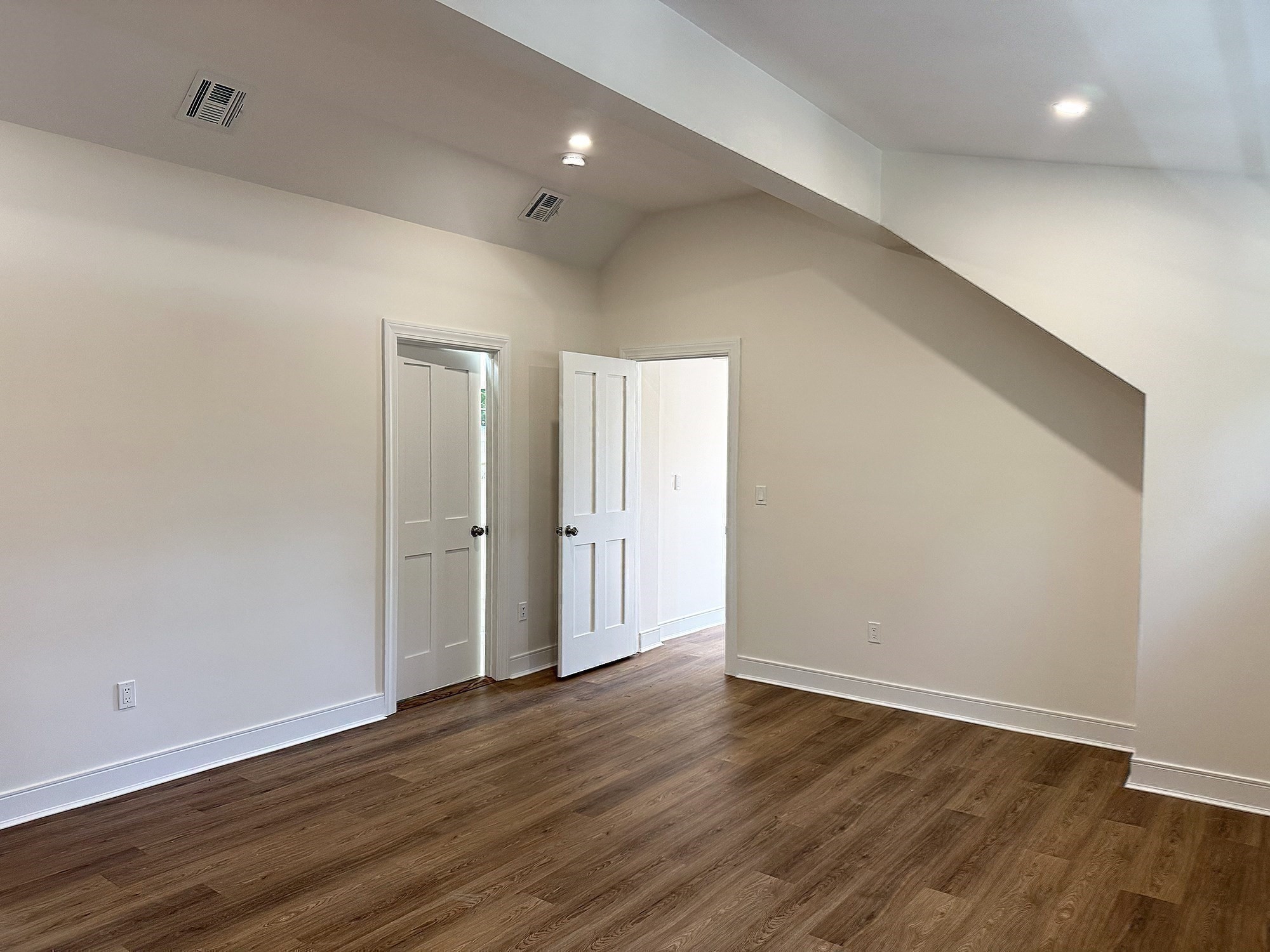110 Edgell Rd # 110 Property Photo 24