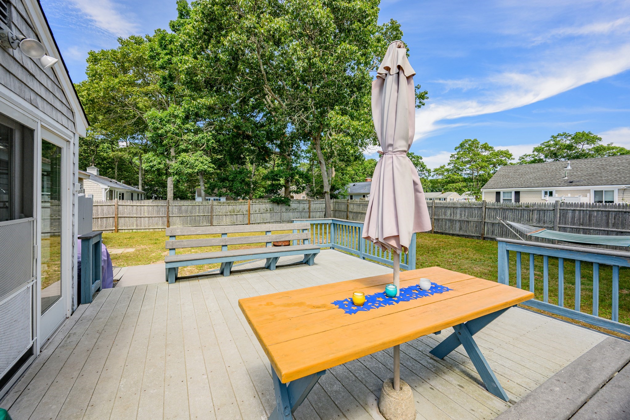 54 Holly Property Photo 2