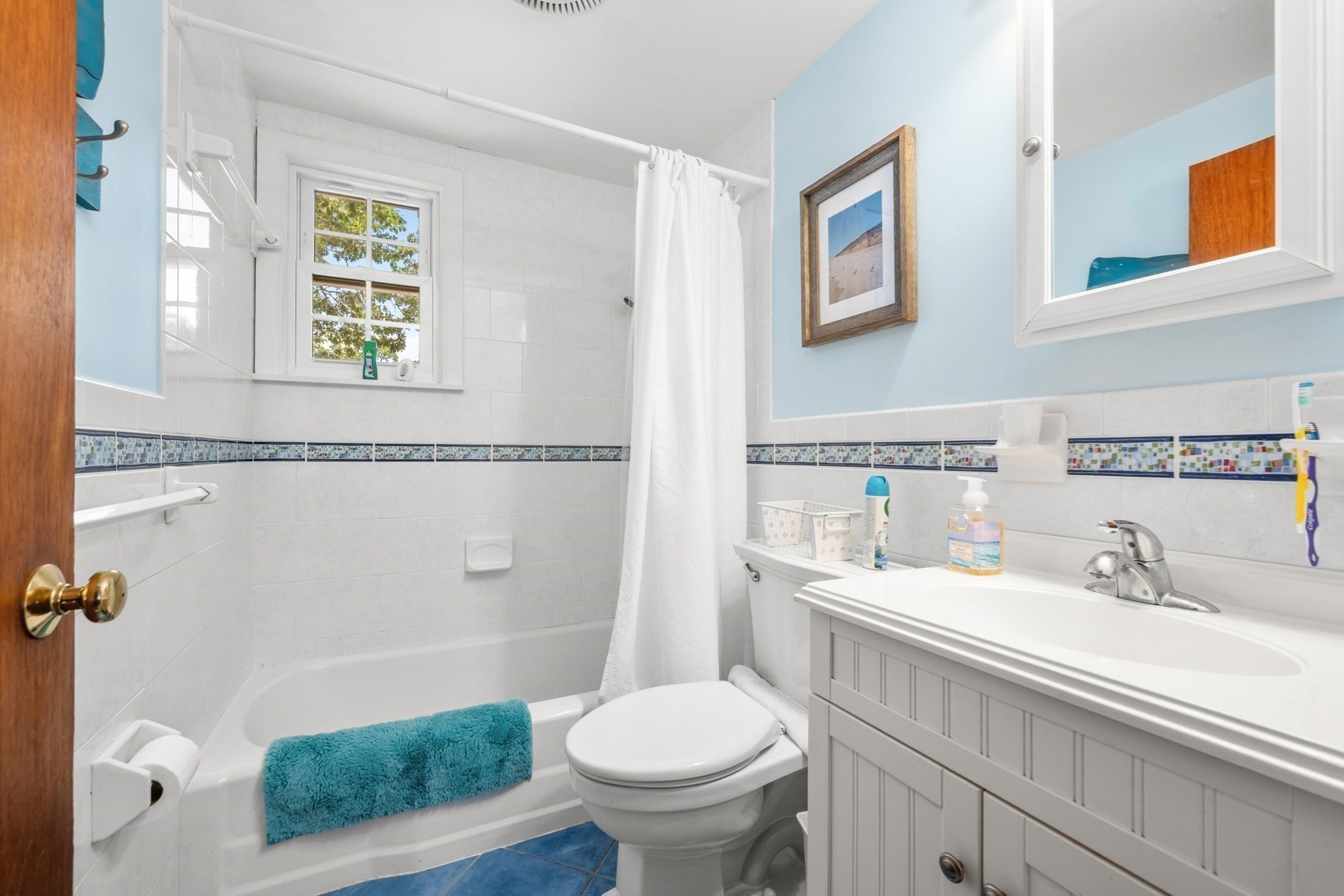 54 Holly Property Photo 11