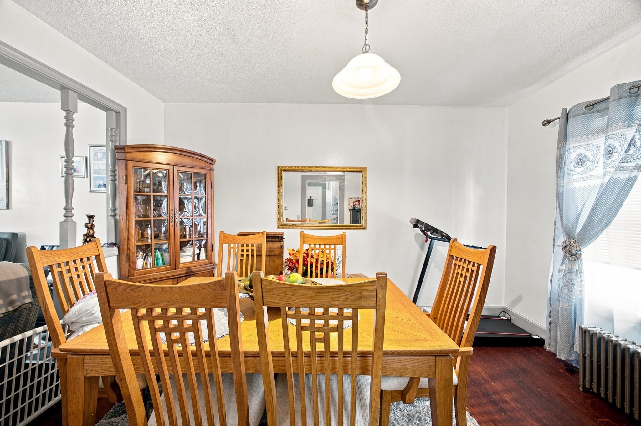 250-252 Winsor Street Property Photo 10