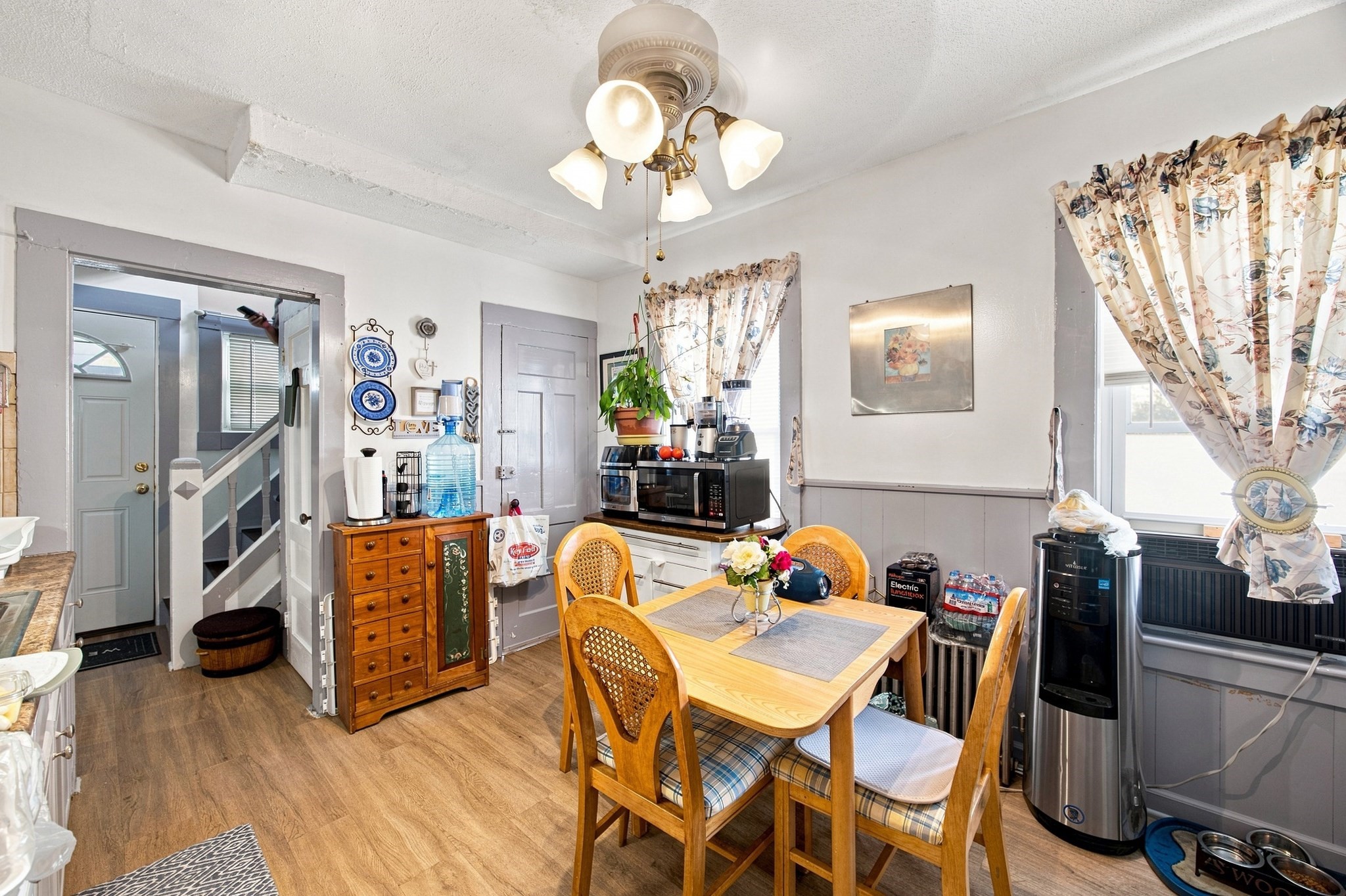 250-252 Winsor Street Property Photo 15