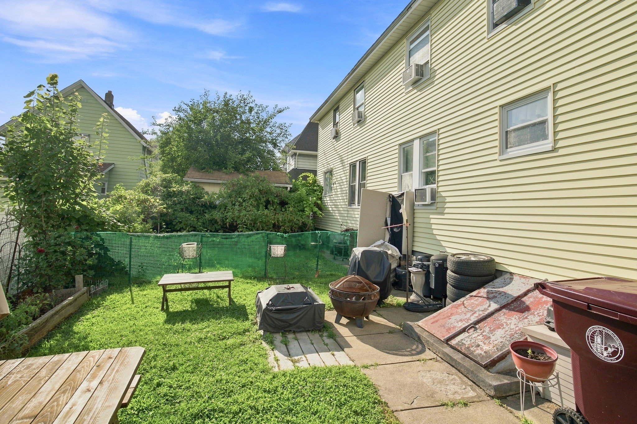 250-252 Winsor Street Property Photo 20
