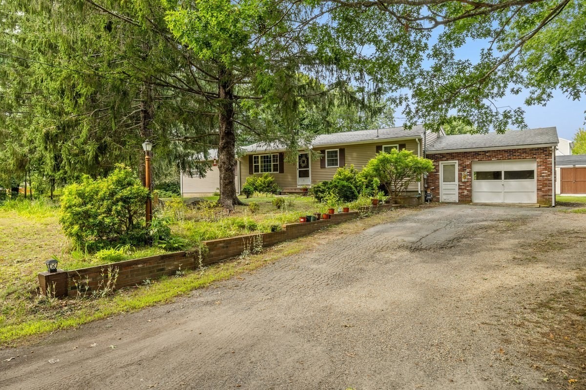7 Crocker St Property Photo 1