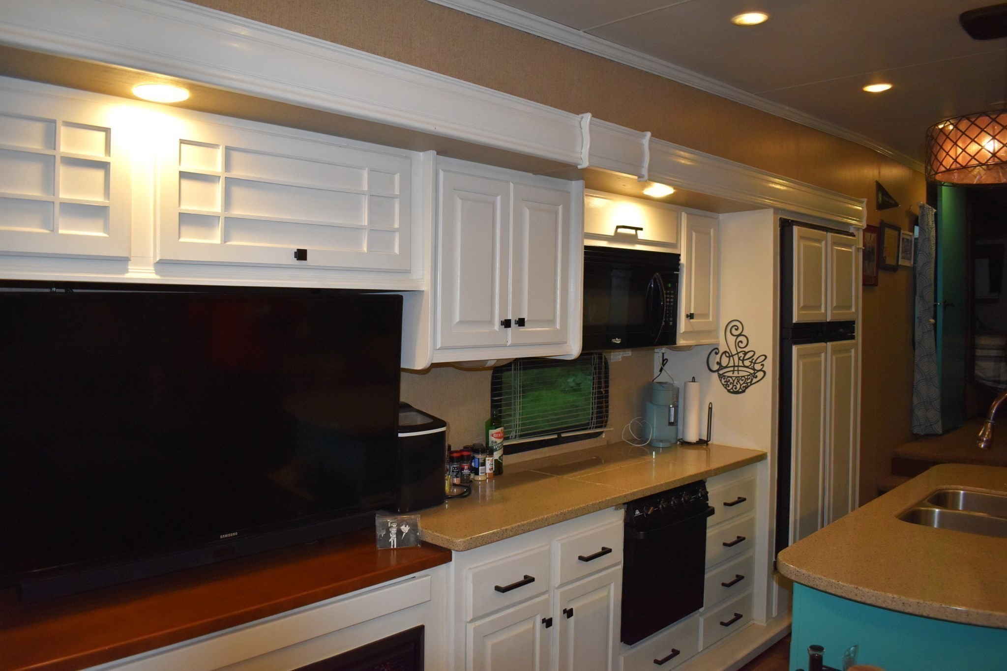 33-35 Wareham # 55 Property Photo 8