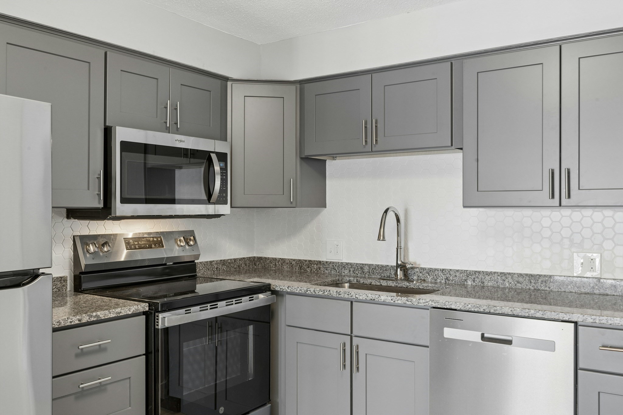 244 Mount Vernon St # 9 Property Photo 12