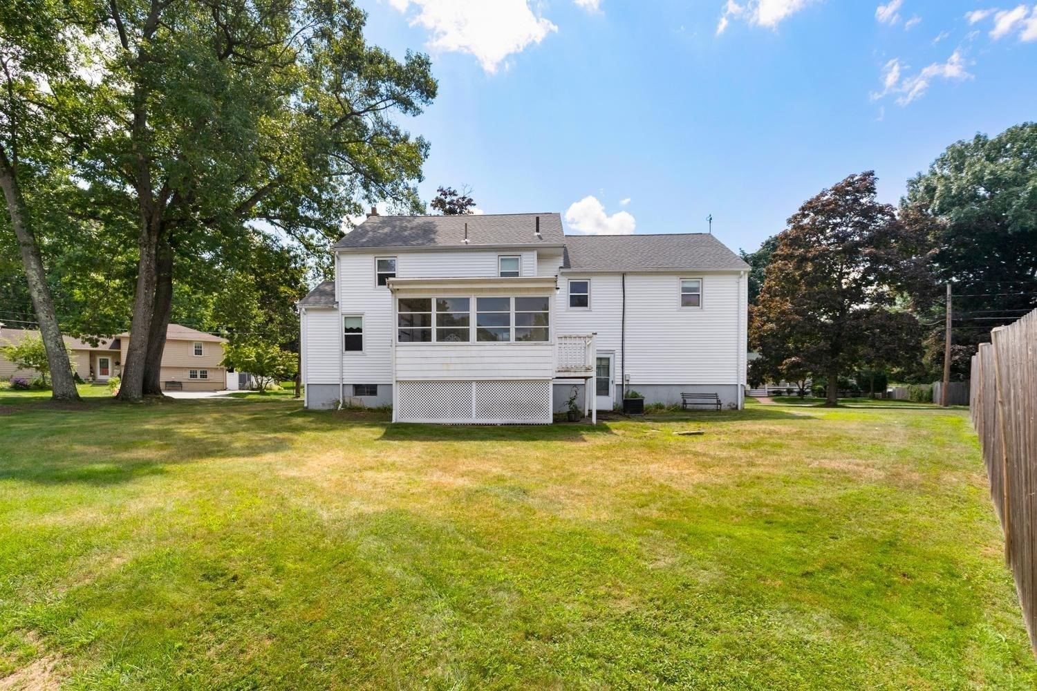 4 Mayflower Property Photo 32