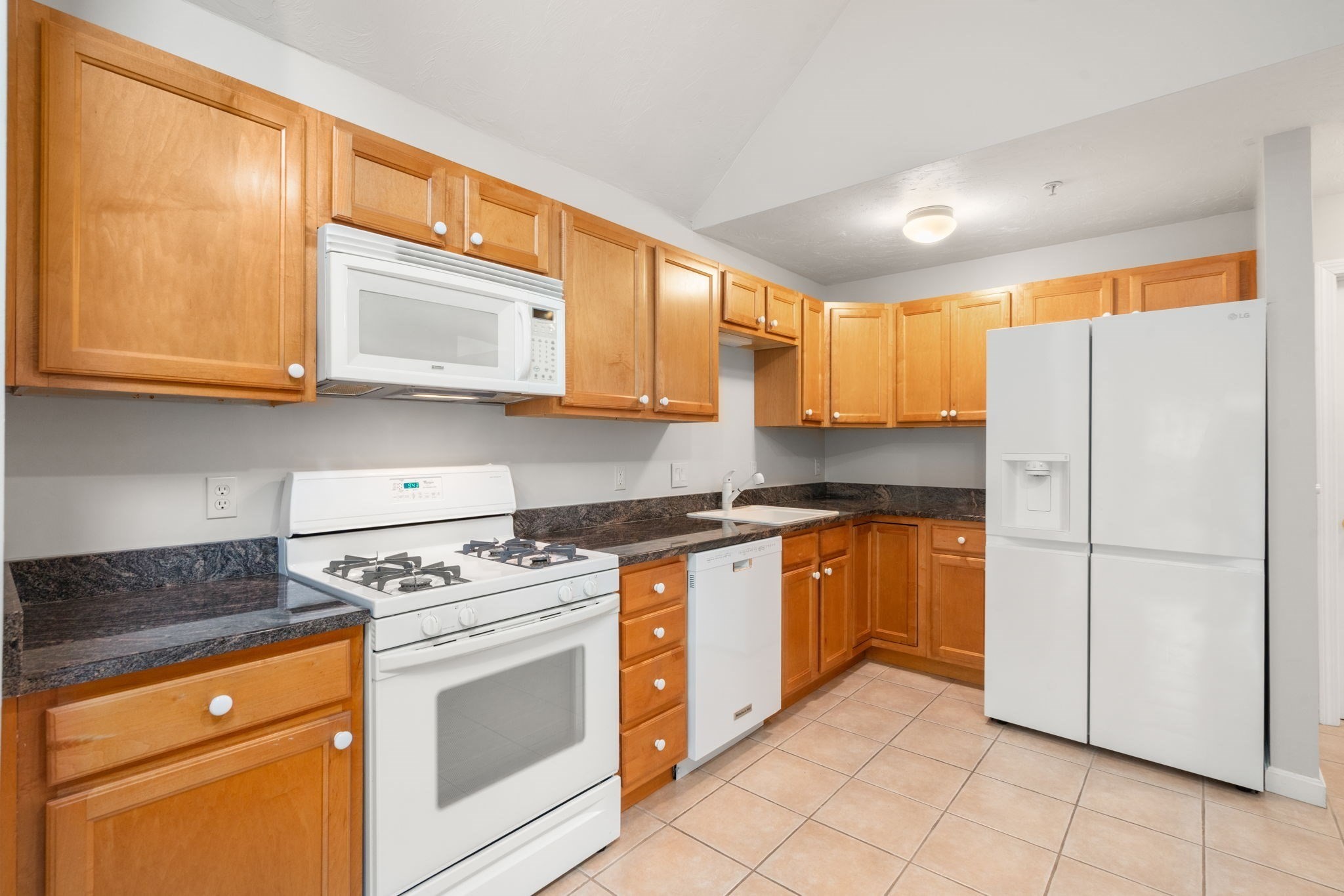 65 Blue Spruce Way # 65 Property Photo 12