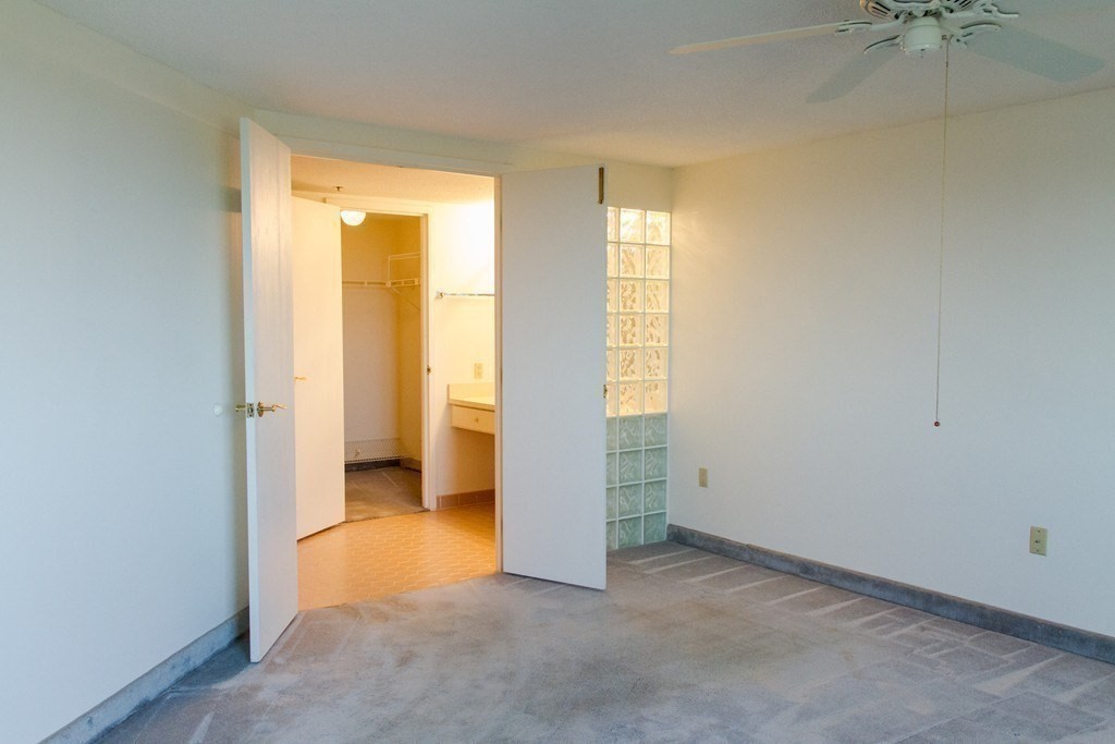 200 Burkhall St # 707 Property Photo 13