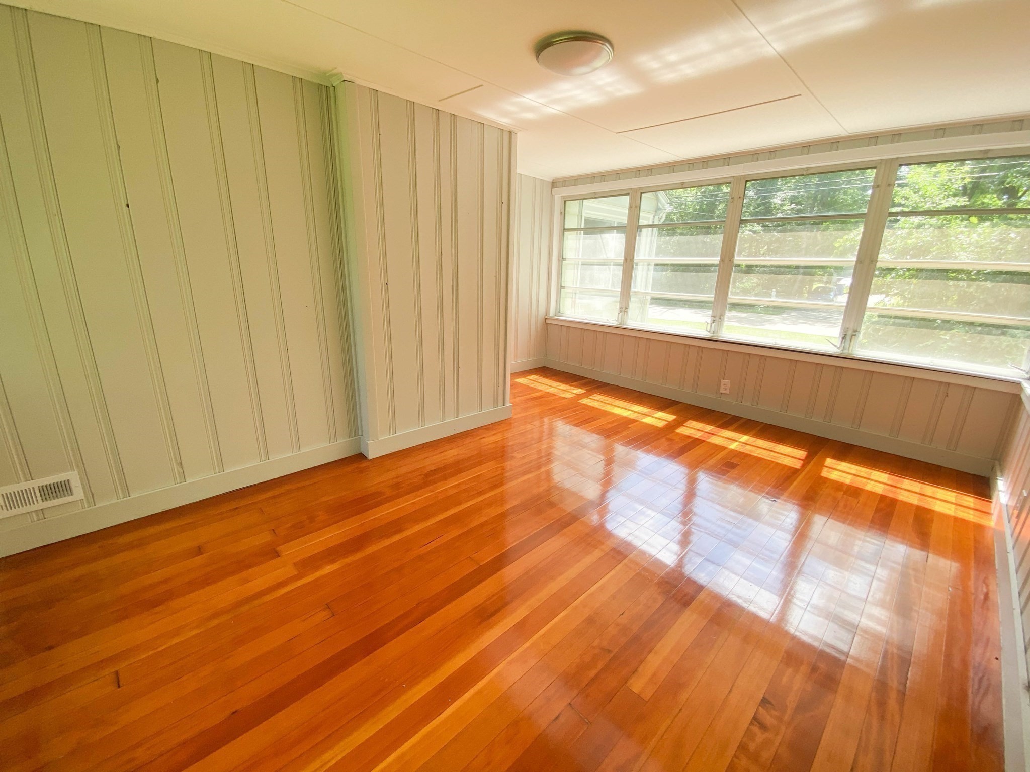 27 Cole Terrace Property Photo 14