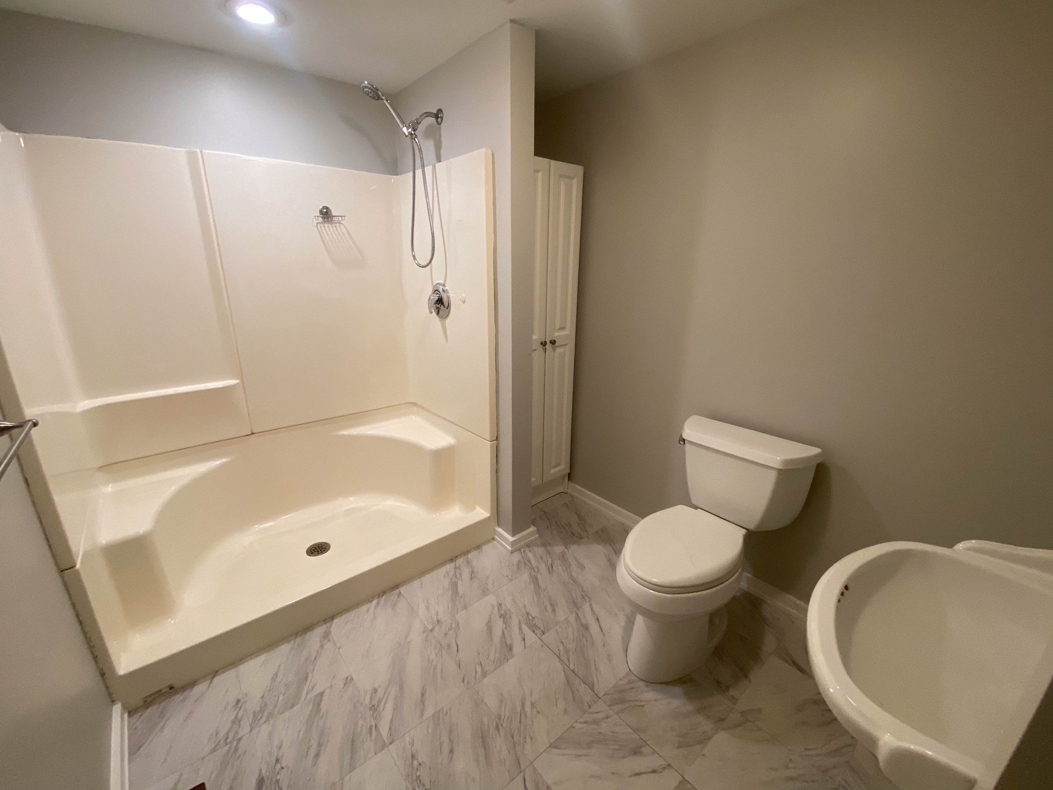 27 Cole Terrace Property Photo 24