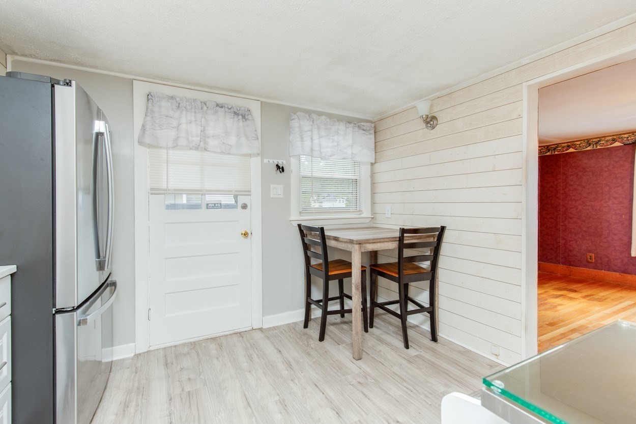 119 Lawrence St Property Photo 15