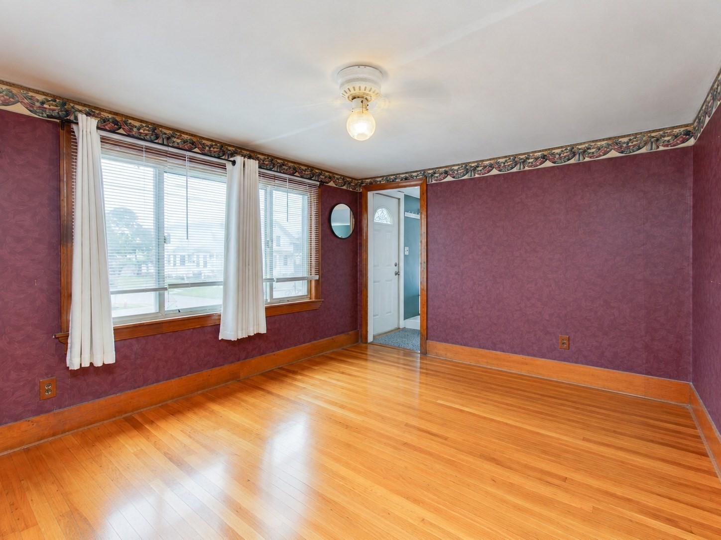 119 Lawrence St Property Photo 18